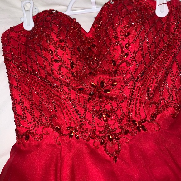 Short Strapless Red Flowy Sequin Dress - Picture 3 of 8